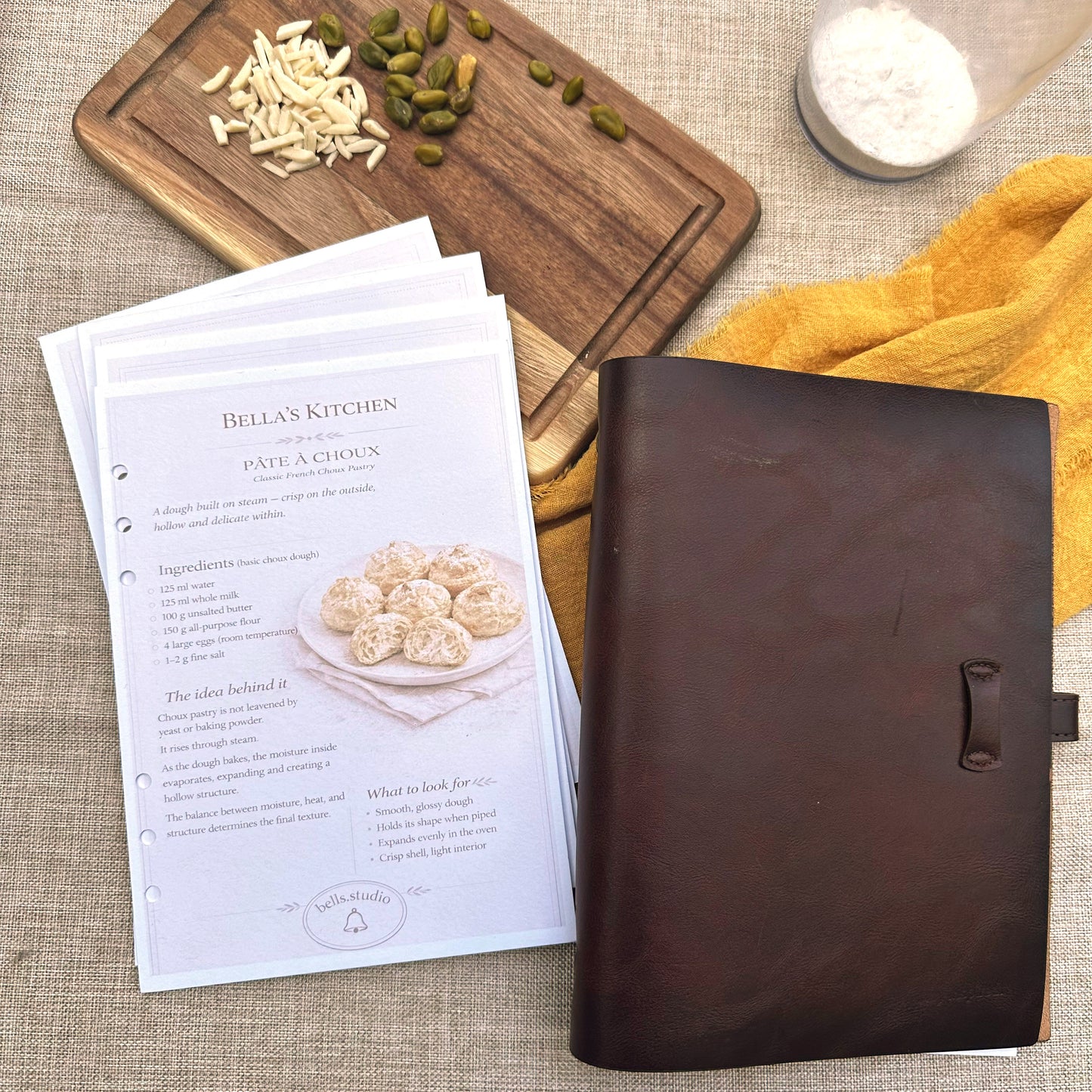 Bella's Kitchen Leather Binder Bakery Edition – Premium A5 Leather + Starter Set with 5 Cards