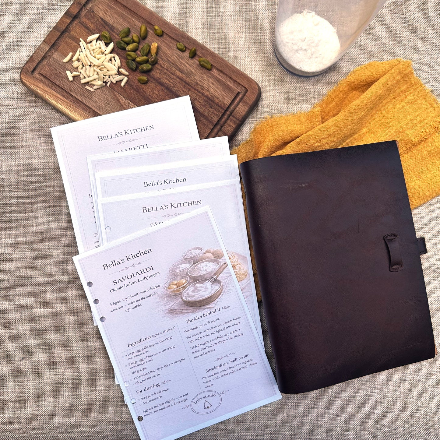 Bella's Kitchen Leather Binder Bakery Edition – Premium A5 Leather + Starter Set with 5 Cards